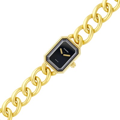 Lot 2 - Chanel Paris Gold Oval Link 'Première' Bracelet-Watch