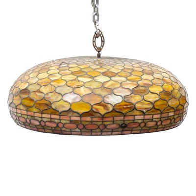 Lot 436 - Tiffany Style Leaded Slag Glass Hanging Light Fixture