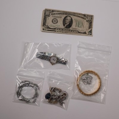 Lot 2070 - Group of Jewelry, Wristwatch and United States Banknotes