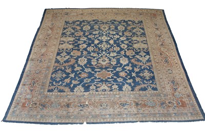 Lot 735 - Sultanabad Carpet