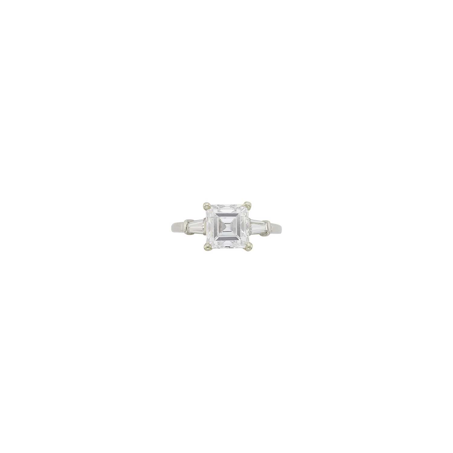 Lot 97 - J.E. Caldwell & Co. Platinum and Diamond Ring