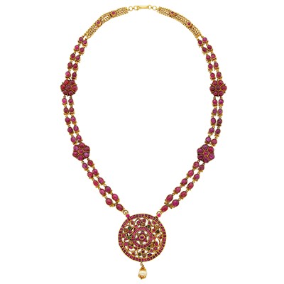 Lot 1106 - Indian Gold, Foil-Backed Gem-Set, Diamond and Imitation Pearl Pendant-Necklace
