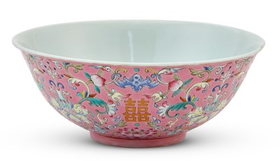 Lot 413 - A Chinese Famille Rose Porcelain Bowl