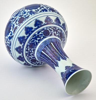 Lot 420 - A Chinese Blue and White Porcelain Vase