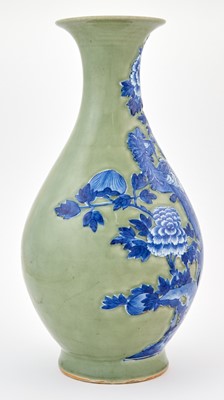 Lot 222 - A chinese Slip-Decorated Celadon Porcelain Vase