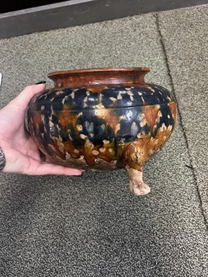 Lot 303 - A Chinese Blue-Splashed Sancai Glazed Pottery Jar