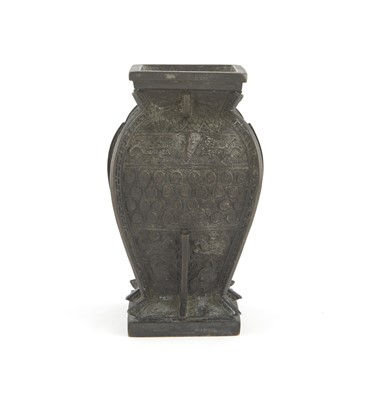 Lot 511 - A Chinese Archaistic Bronze Vase