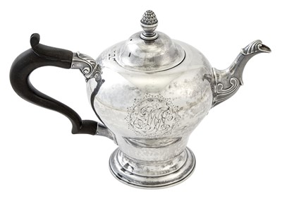 Lot 604 - New York Colonial Silver Teapot
