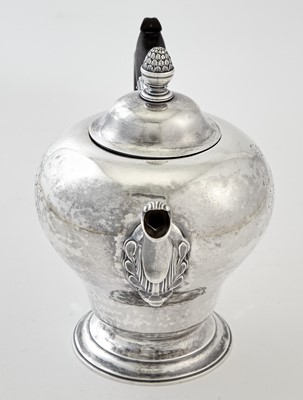 Lot 124 - New York Colonial Silver Teapot