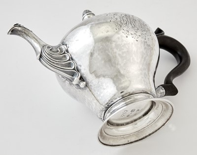 Lot 604 - New York Colonial Silver Teapot