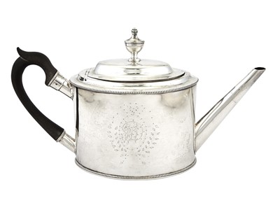 Lot 602 - New York Colonial Silver Teapot
