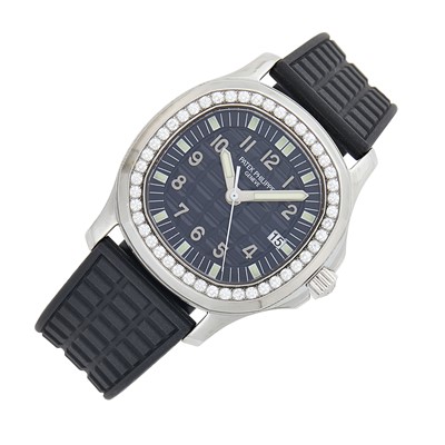 Lot 78 - Patek Philippe Stainless Steel and Diamond 'Aquanaut' Wristwatch, Ref. 5067