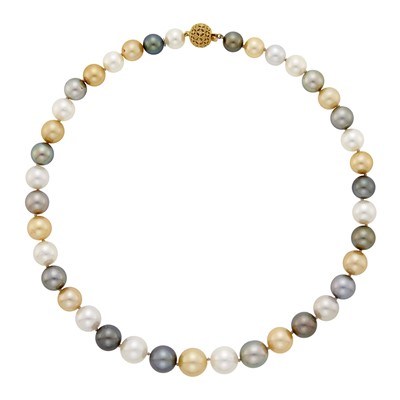 Lot 2035 - Multicolored Cultured Pearl Necklace
