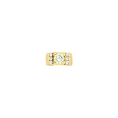 Lot 97 - Gold and Diamond Band Ring