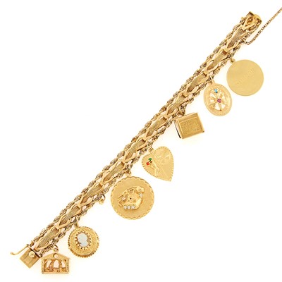Lot 1200 - Gold Charm Bracelet