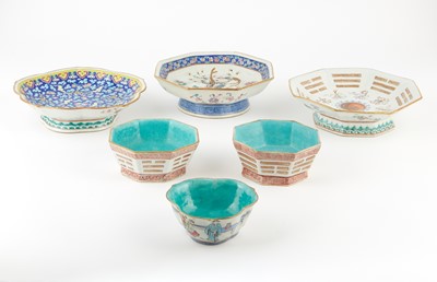 Lot 91 - A Group of Chinese Enameled Porcelain Articles