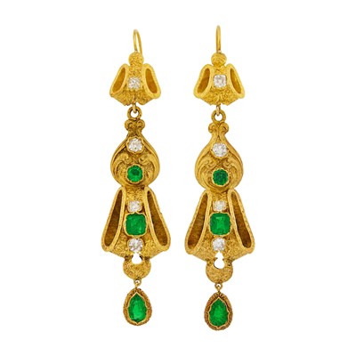 Lot 34 - Pair of Antique Gold, Emerald and Diamond Pendant-Earrings