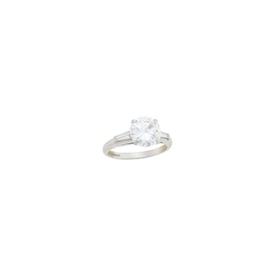 Lot 1136 - Platinum and Diamond Ring