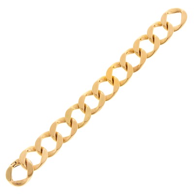 Lot 25 - Gold Curb Link Bracelet