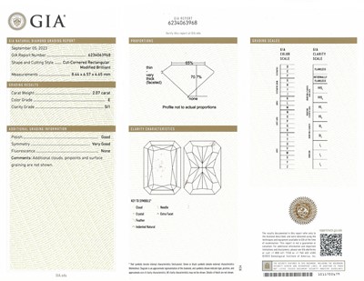 Lot 75 - Platinum, Aquamarine and Diamond Ring