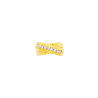 Lot 1010 - Gold and Diamond Double Band Ring