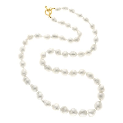 Lot 2015 - Gold and Baroque Cultured Pearl Necklace