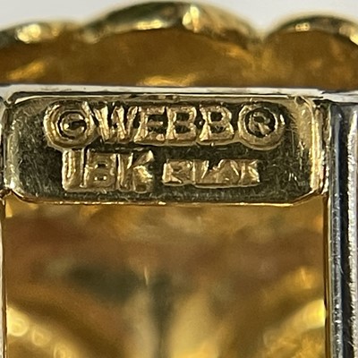 Lot 12 - Daivd Webb Gold, Platinum, White Enamel, Cabochon Emerald and Diamond Owl Clip-Brooch