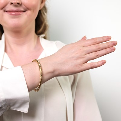 Lot 47 - Van Cleef & Arpels Fluted Gold Bangle Bracelet, France