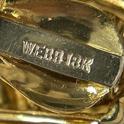 Lot 22 - David Webb Pair of Gold Earclips
