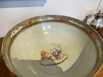 Lot 1041 - Chinese Export Porcelain Punch Bowl