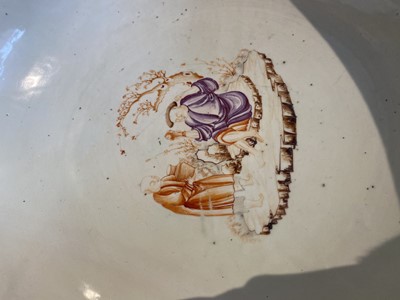 Lot 1041 - Chinese Export Porcelain Punch Bowl