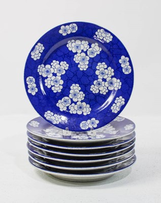 Lot 433 - Set of 7 Decorative Quality Blue & White Plates