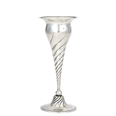 Lot 551 - Tiffany & Co. Sterling Silver Vase