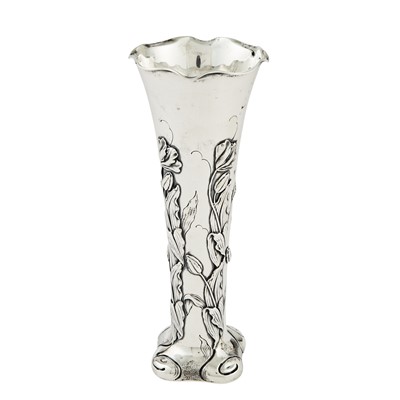 Lot 580 - George W. Shiebler Silver Vase
