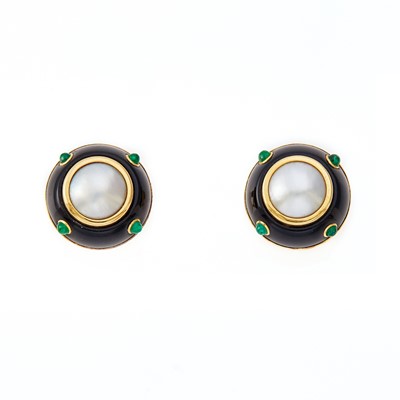 Lot 2025 - Trianon Pair of Gold, Mabé Pearl, Black Onyx and Cabochon Emerald Earclips