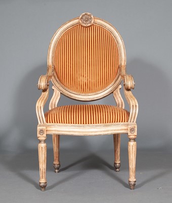 Lot 663 - Set of Six Venetian  Style Painted and Parcel-Gilt Armchairs