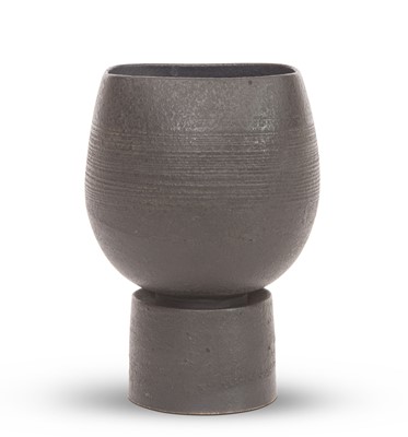 Lot 653 - Hans Coper Dark Stoneware Vase