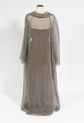 Lot 5006 - A Bill Blass designed gown and duster worn by Donna Murphy to the Tony Awards