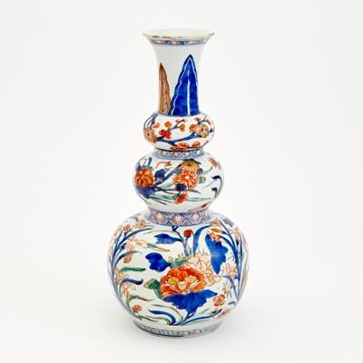 Lot 112 - A Chinese Famille Verte Porcelain Triple Gourd Vase