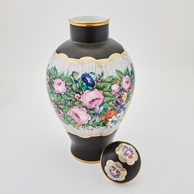 Lot 351 - Nymphenburg Painted Porcelain Covered Urn