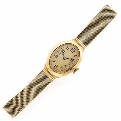 Lot 2253 - Gold Wristwatch