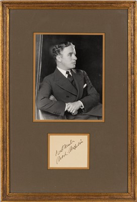 Lot 5052 - Signature of the great filmmaker Charlie Chaplin