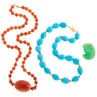 Lot 1042 - Carnelian and Amber Bead Necklace, Turquoise Bead Necklace and Carved Green Onyx Brooch
