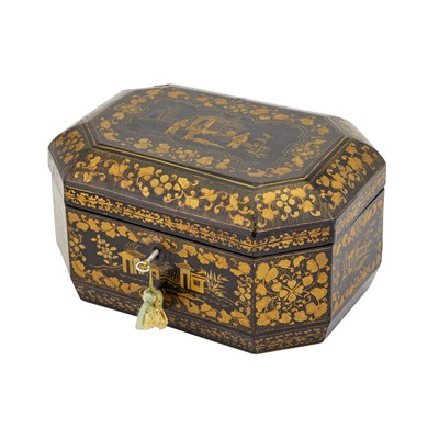 Lot 313 - Chinese Gilt Decorated Black Lacquer Box