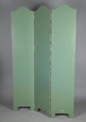 Lot 299 - Faux Marble Painted Wood Three-Fold Floor Screen