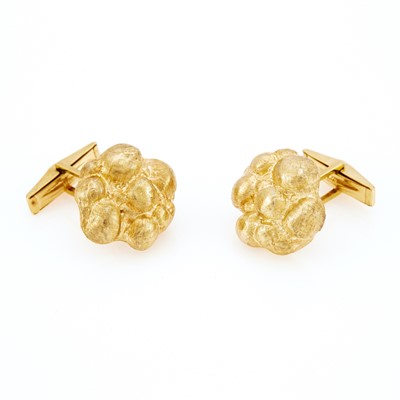 Lot 2270 - Pair of Gold Cufflinks