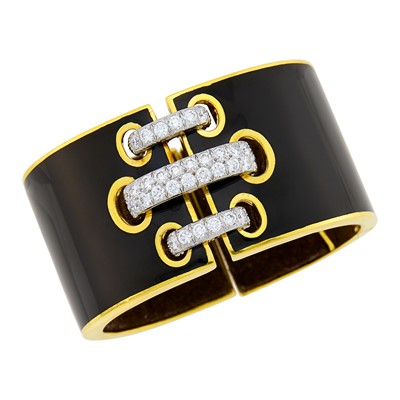 Lot 163 - David Webb Gold, Platinum, Black Enamel and Diamond 'Shoelace' Cuff Bangle Bracelet