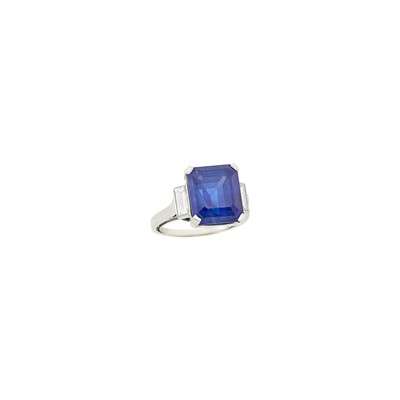Lot 255 - Platinum, Sapphire and Diamond Ring