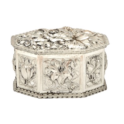 Lot 194 - German Silver Covered Box