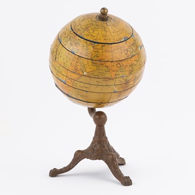 Lot 139 - An educational puzzle globe